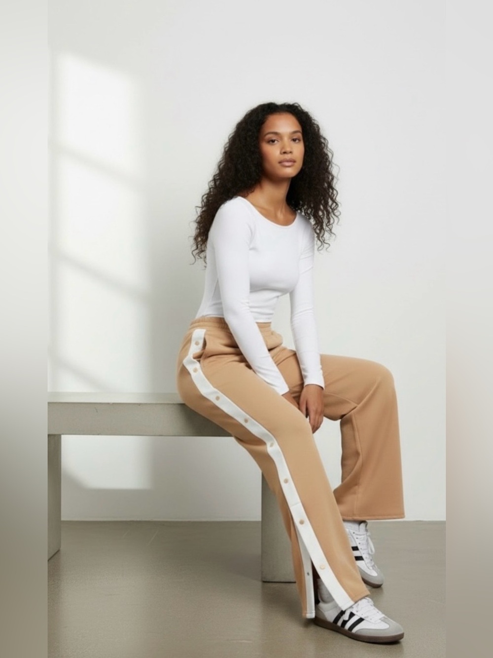 NWT Active USA Caramel buttery soft snap bottom track stripe pants sz M